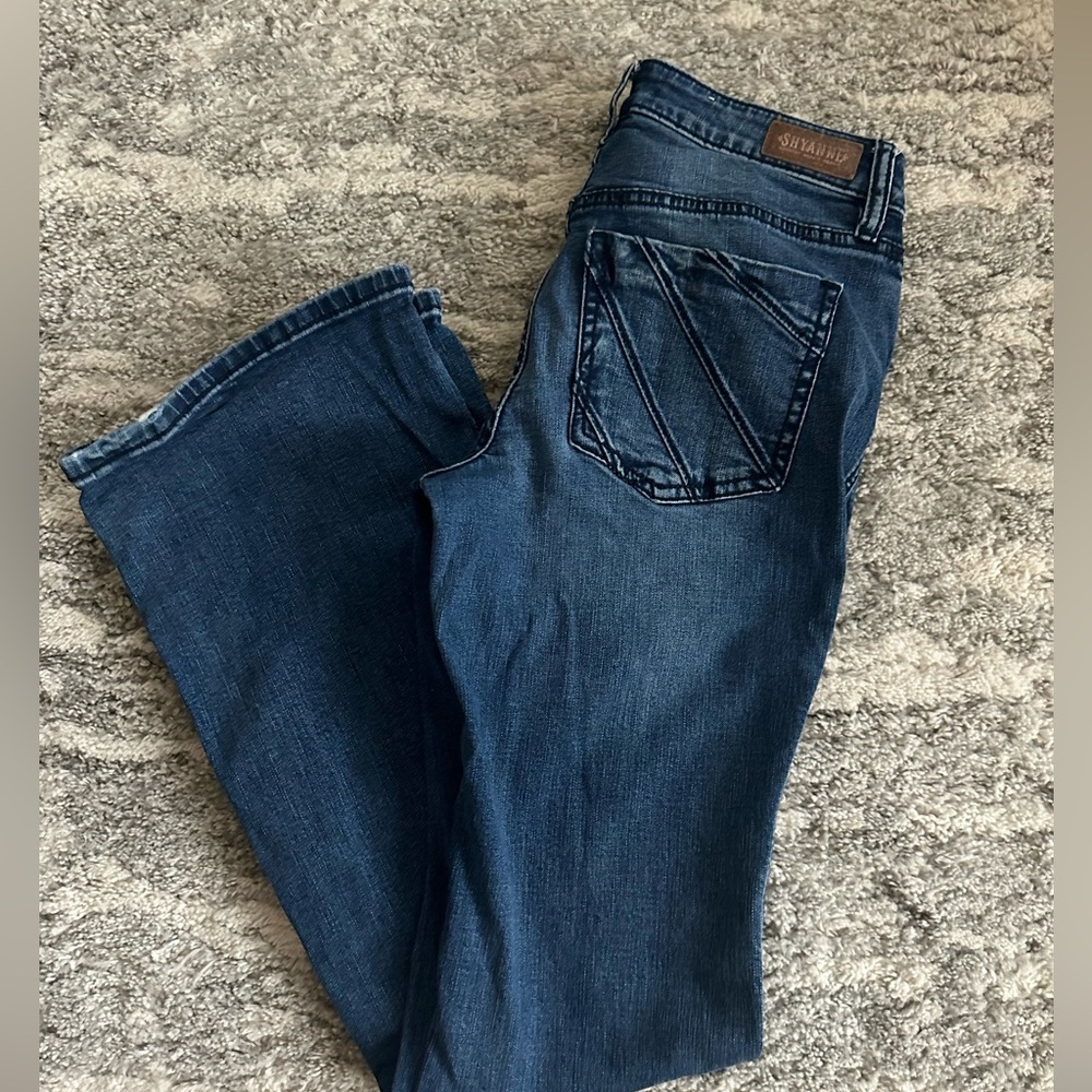 Shyanne Jeans Size 29 Womens Bootcut Stretch Mid Rise Medium Wash Blue Denim